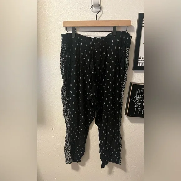 Old Navy x-large pants - Picture 1 of 4